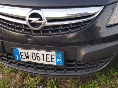 Opel Corsa PROBLEMI MOTORE Nero usata Lagosanto