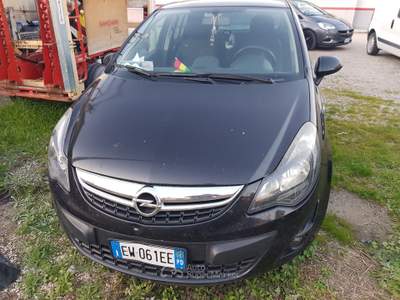 Opel Corsa PROBLEMI MOTORE Nero usata Lagosanto