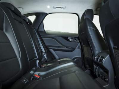 Jaguar F-Pace 2.0 D 180 CV AWD aut. R-Sport Bianco usata Padova