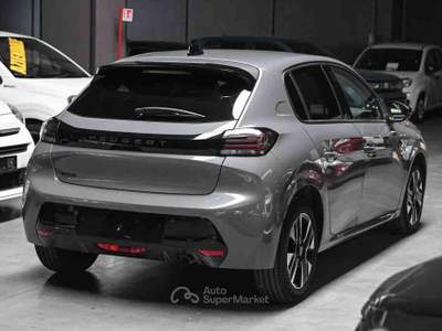 Peugeot 208 PureTech 100cv Allure Grigio usata Pianezza
