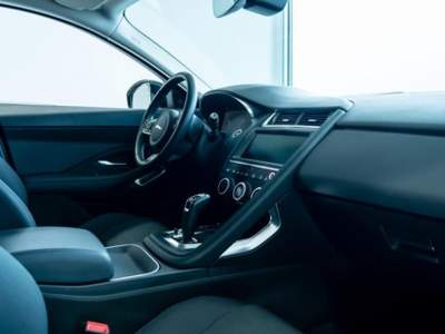 Jaguar E-Pace 2.0D 150 CV AWD aut. Bianco usata Padova