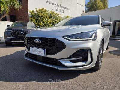 Ford Focus 1.5 EcoBlue 115 CV automatico 5p. ST-Line Argento usata Taranto
