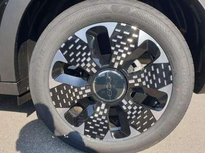 Fiat 600 Hybrid 110 CV DCT MHEV La Prima Nero usata Taranto
