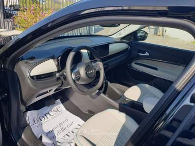 Fiat 600 Hybrid 110 CV DCT MHEV La Prima Nero usata Taranto