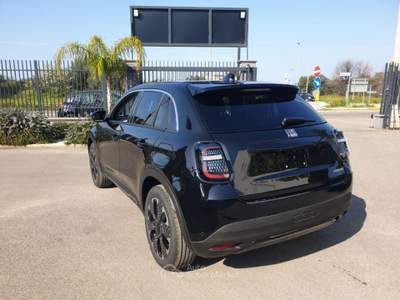 Fiat 600 Hybrid 110 CV DCT MHEV La Prima Nero usata Taranto