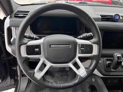 Land Rover Defender 90 3.0D I6 250 CV AWD Auto SE Nero usata Calvatone