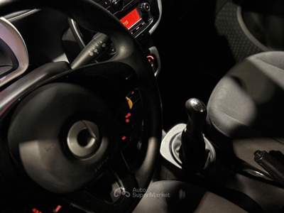 Smart ForFour 70 1.0 Passion Nero usata Bologna