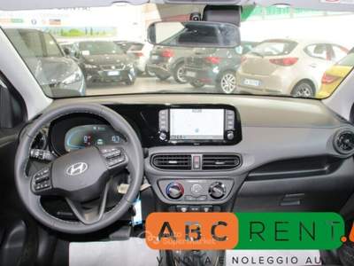 Hyundai i10 i10 1.0 MPI AT Connectline Bianco usata Cernusco sul Naviglio