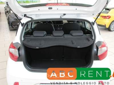 Hyundai i10 i10 1.0 MPI AT Connectline Bianco usata Cernusco sul Naviglio