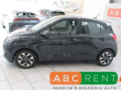 Hyundai i10 i10 1.0 MPI AT Connectline Grigio usata Cernusco sul Naviglio