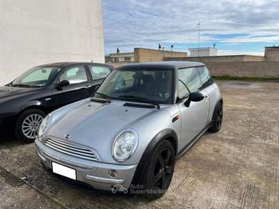 MINI One 1.4 tdi One D Grigio usata Alberobello