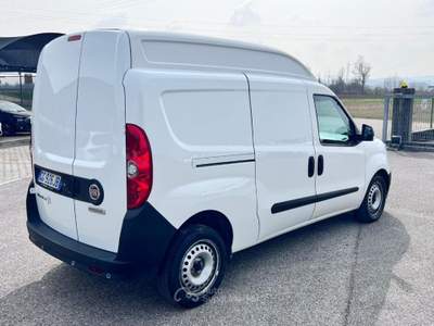 Fiat Doblò 1.6 MJT 105CV S&S PL-TA Cargo Maxi XL Business Bianco usata Pieve di Soligo