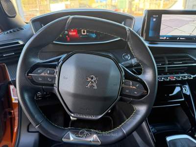 Peugeot 2008 PEUGEOT 2008  1.5 DCI  GT LINE 2020 Marrone usata ROSIGNANO MARITTIMO