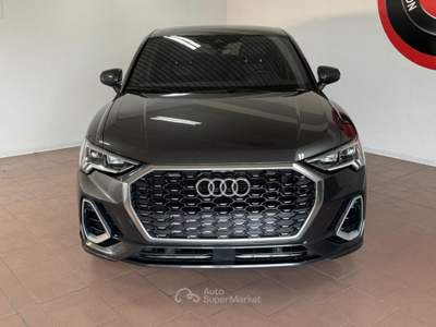 Audi Q3 35TDI S line interno/esterno Gancio Matrix Unicopr Grigio usata Crocetta del Montello