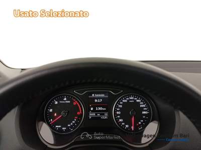 Audi Q2 35 2.0 tdi business design 150cv s-tronic Grigio usata Bari