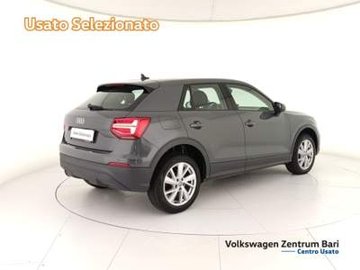Audi Q2 35 2.0 tdi business design 150cv s-tronic Grigio usata Bari