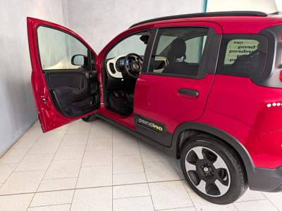Fiat Panda Panda - 1.0 Hybrid 70cv - Pandina Cross Rosso usata Robecco sul Naviglio