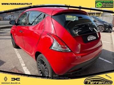 Lancia Ypsilon Ypsilon 1.2 69 CV 5p. GPL Ecochic Ele.Bl Rosso usata PESSANO CON BORNAGO