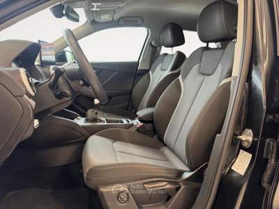 Audi Q2 30 1.0 tfsi S-line 116cv Arancione usata Rovigo