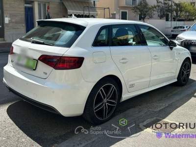 Audi A3 SPB 1.6 TDI clean diesel S tronic Ambition Bianco usata Campi Bisenzio