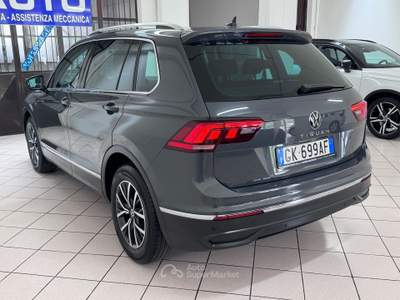 Volkswagen Tiguan TIGUAN 2.0 TDI SCR 122cv LIFE Grigio usata Pollenza