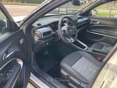 Jeep Avenger 1.2Turbo 145CV MHEV 4xe Upland+INFO&CONV.PAC Grigio usata Arsago Seprio