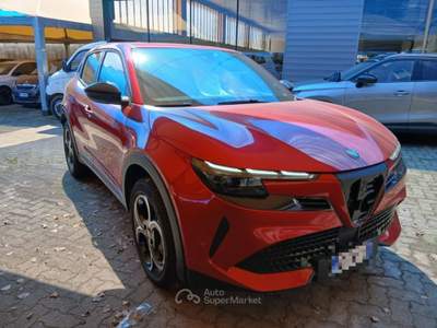Alfa Romeo Junior 1.2 136 CV Hybrid eDCT6 Speciale Rosso usata VAREDO