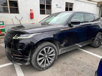 Land Rover Range Rover Velar 2.0D I4 240 CV R-Dynamic Nero usata Massarosa