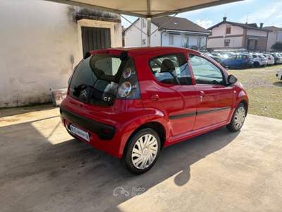 Citroen C1 1.0 5 porte AUTOMATICA 5P PER NEOPATENTATI Rosso usata Pavia