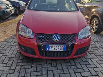 Volkswagen Golf Tenuta in ottime condizioni, usata Rosso usata San Secondo di Pinerolo