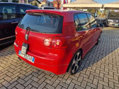 Volkswagen Golf Tenuta in ottime condizioni, usata Rosso usata San Secondo di Pinerolo