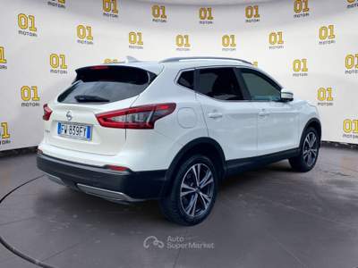 Nissan Qashqai Qashqai 1.5 dci Tekna+ 115cv Bianco usata Pisa