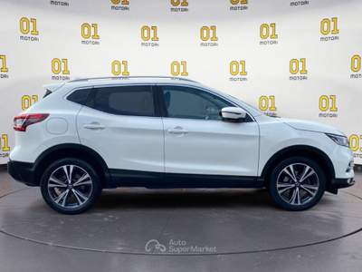 Nissan Qashqai Qashqai 1.5 dci Tekna+ 115cv Bianco usata Pisa