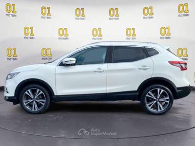 Nissan Qashqai Qashqai 1.5 dci Tekna+ 115cv Bianco usata Pisa