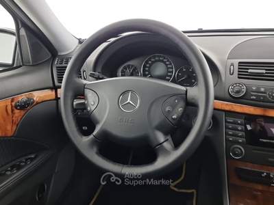 Mercedes-Benz Classe E E 220 cdi Elegance Nero usata Reggio nell'Emilia