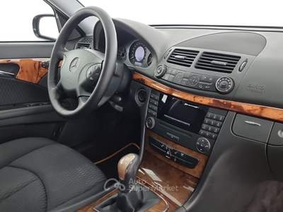 Mercedes-Benz Classe E E 220 cdi Elegance Nero usata Reggio nell'Emilia