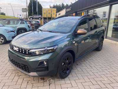 Dacia Jogger Jogger 1.8 full hybrid HEV Extreme 155cv auto Verde usata Arcore