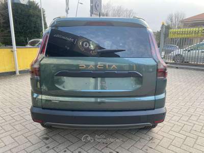 Dacia Jogger Jogger 1.8 full hybrid HEV Extreme 155cv auto Verde usata Arcore