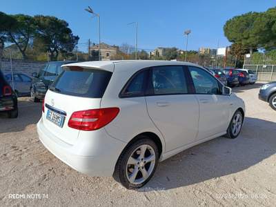 Mercedes-Benz Classe B B 180 CDI BlueEFFICIENCY Premium prezzo fisso Bianco usata Altamura