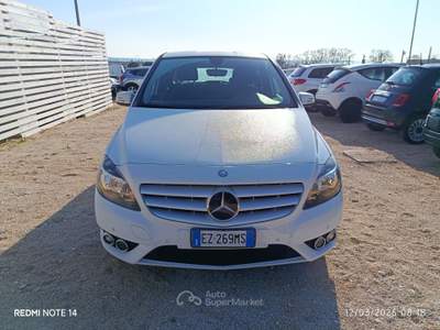 Mercedes-Benz Classe B B 180 CDI BlueEFFICIENCY Premium prezzo fisso Bianco usata Altamura