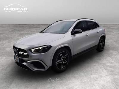 Mercedes-Benz GLA 200 D AMG Line Advanced Plus 8G-DCT Argento usata Lucca