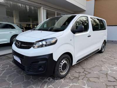 Opel Vivaro Life 2.0 D 150CV S&S PL-TN TRASPORTO SEDIA ROTELLE Bianco usata Cesano Maderno