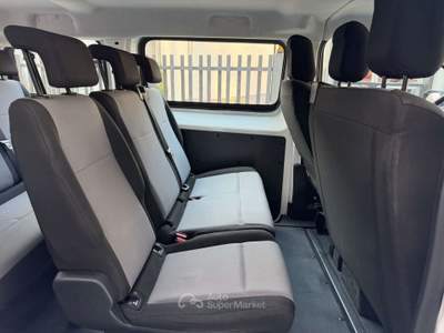 Opel Vivaro Life 2.0 D 150CV S&S PL-TN TRASPORTO SEDIA ROTELLE Bianco usata Cesano Maderno