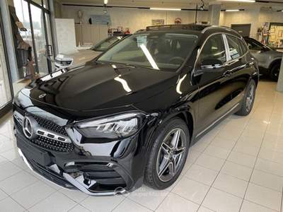 Mercedes-Benz GLA 150 CV 7-DCT AMG LINE +TETTO PANORAMICO APRIBILE !! Nero usata Provaglio d'Iseo