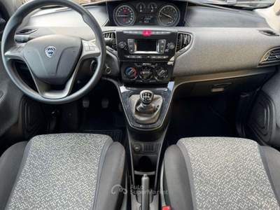 Lancia Ypsilon 1.0 FireFly SILVER *HYBRID* *IVA ESPOSTA COMPRESA* Bianco usata Torino