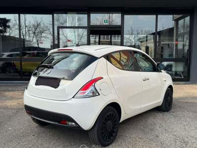 Lancia Ypsilon 1.0 FireFly SILVER *HYBRID* *IVA ESPOSTA COMPRESA* Bianco usata Torino