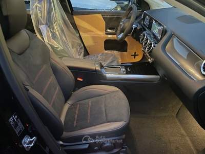 Mercedes-Benz GLA MILD HYBRID 136 CV +14 CV 7-DCT AMG LINE Nero usata Provaglio d'Iseo