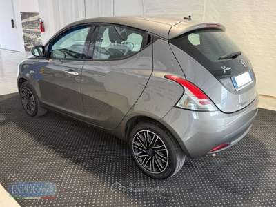 Lancia Ypsilon 1.0 FireFly Hybrid Silver Plus - PROMO Grigio usata Este