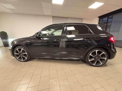 Audi A1 SPB 30 1.0tfsi Identity Black 116cv Nero usata Meda