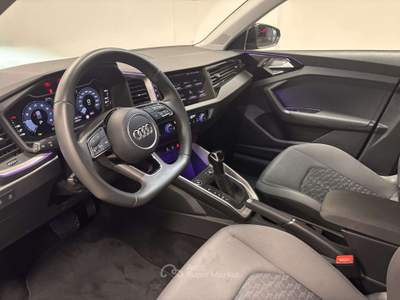 Audi A1 SPB 30 1.0tfsi Identity Black 116cv Nero usata Meda